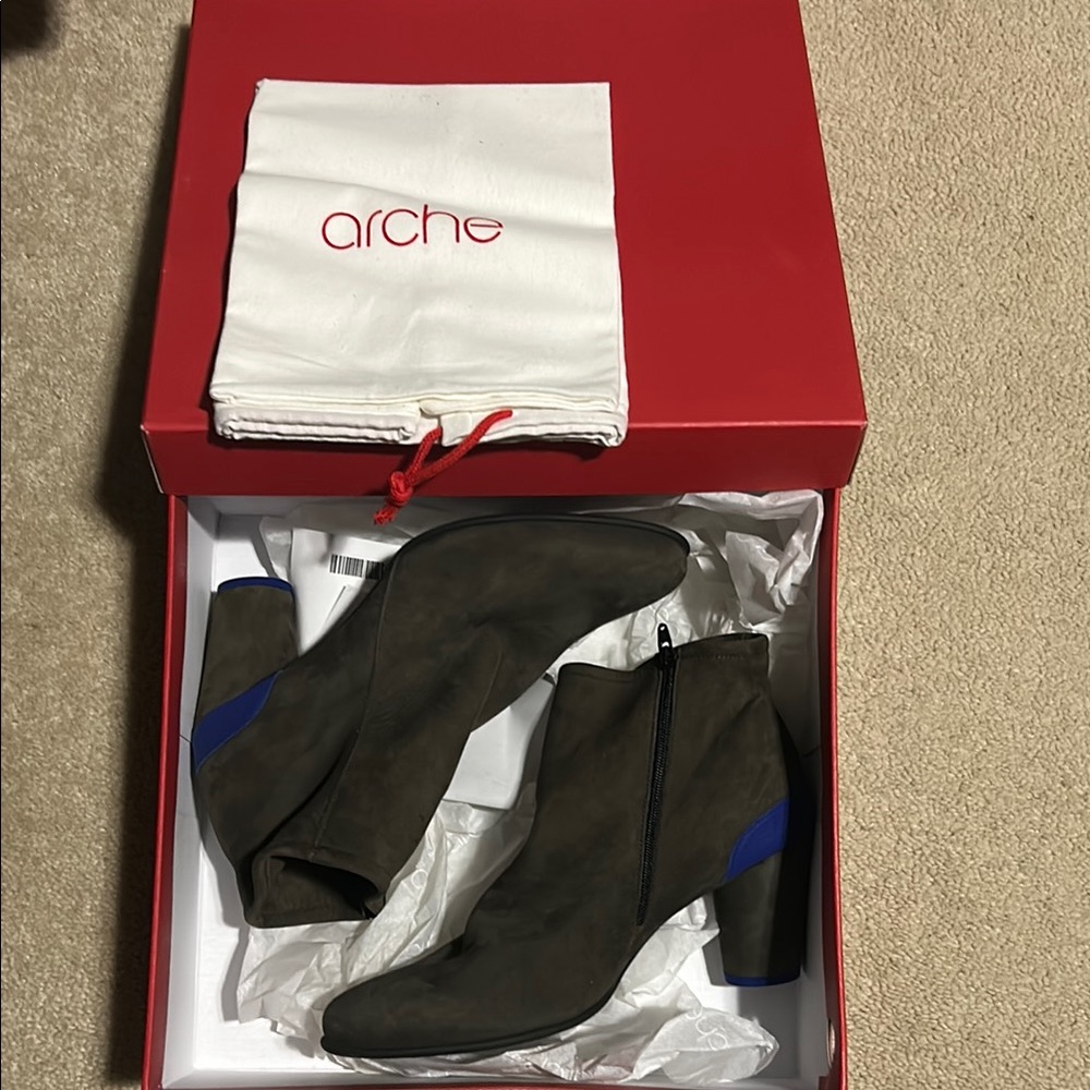 New Arche Dark Olive Green Ankle Boots with Blue Highlights